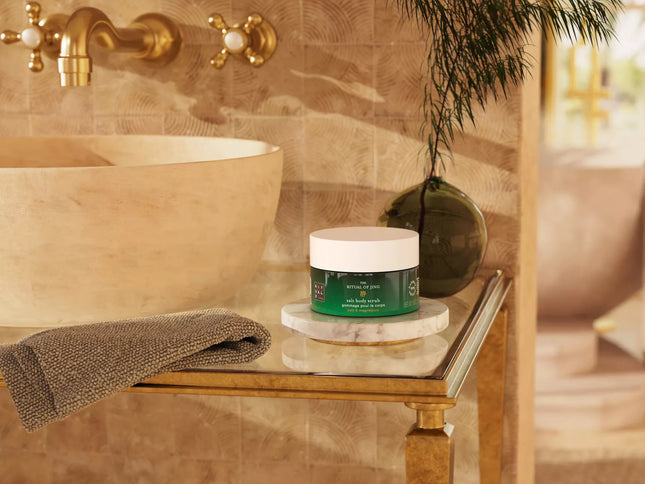 Salt Body Scrub The Ritual of Jing