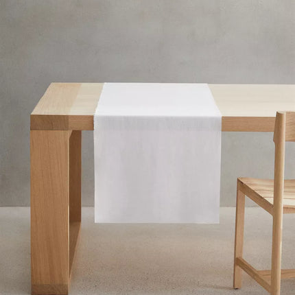 TABLE RUNNER 01
