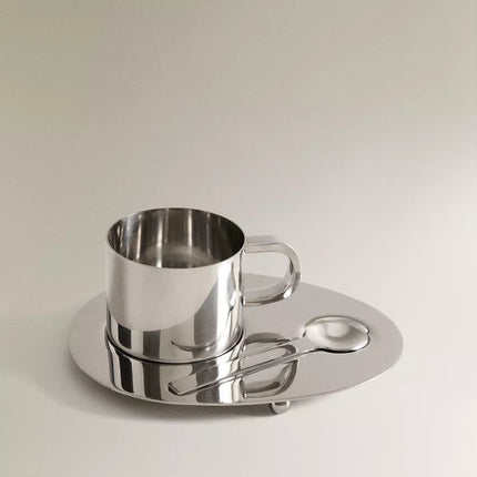 CONJUNTO DE CHÁVENA, COLHER E BANDEJA AÇO