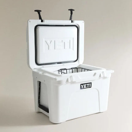 GELEIRA RÍGIDA PORTÁTIL YETI