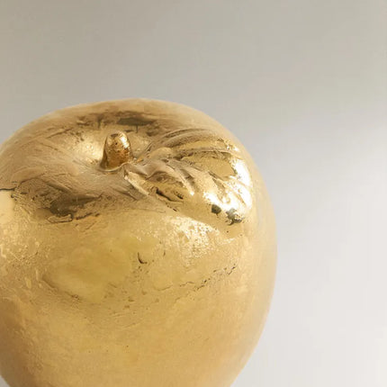 OBJETO DECORATIVO DE MAÇÃ | MARISA BERENSON