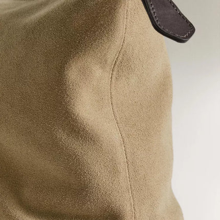 NECESSAIRE DE CAMURÇA DE VIAGEM