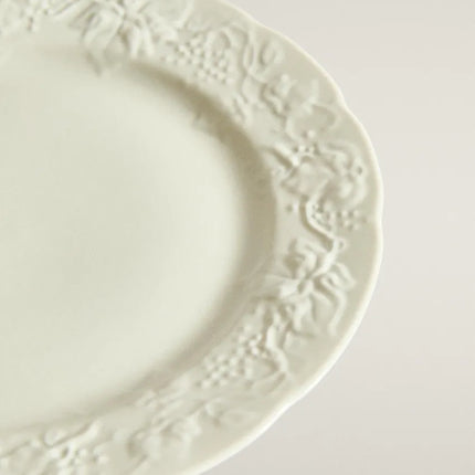 PRATO RASO DE PORCELANA COM UVAS