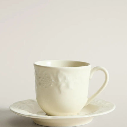 CHÁVENA DE CAFÉ COM PIRES EM PORCELANA UVAS