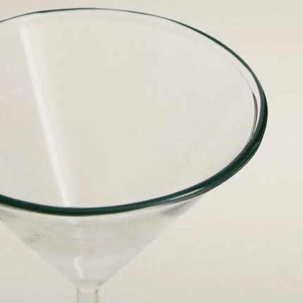 COPO DE COCKTAIL COM PAUS DE GOLFE