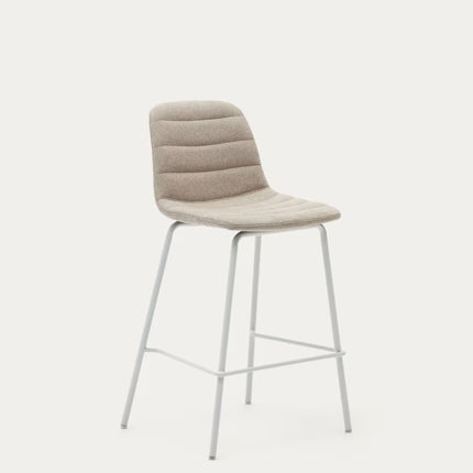 Banco alto Zunilda de chenille bege e aço com acabamento branco mate altura 65 cm FSC 100%