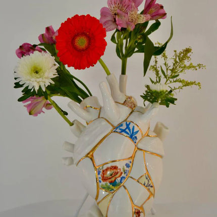 Jarra de porcelana com decoração dourada Love in Bloom, Alt 25 cm