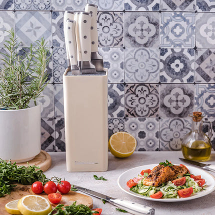 Bloco com 7 facas de cozinha