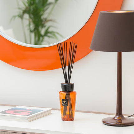 DIFUSOR LES PRESTIGIEUSES CUIR DE RUSSIE