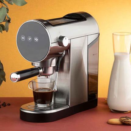 Máquina de café espresso Jata JECA2300 com pressão de 20 bar e 350 W